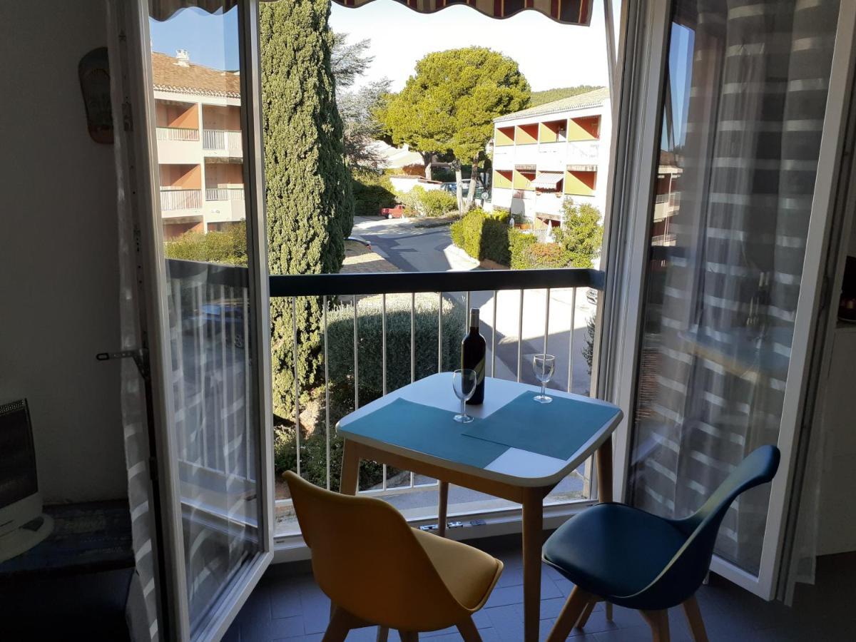 Bandol Nature Et Loisirs: Parking/ Piscine Eksteriør billede